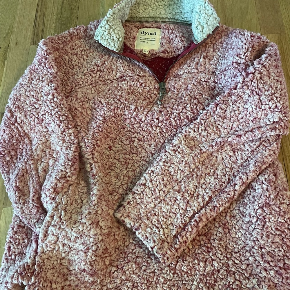 Like new, oversized Sherpa fleece.